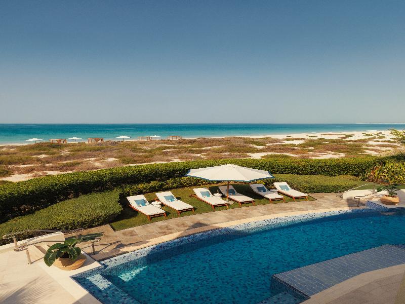 Jumeirah Saadiyat Island Abu Dhabi — exterior view