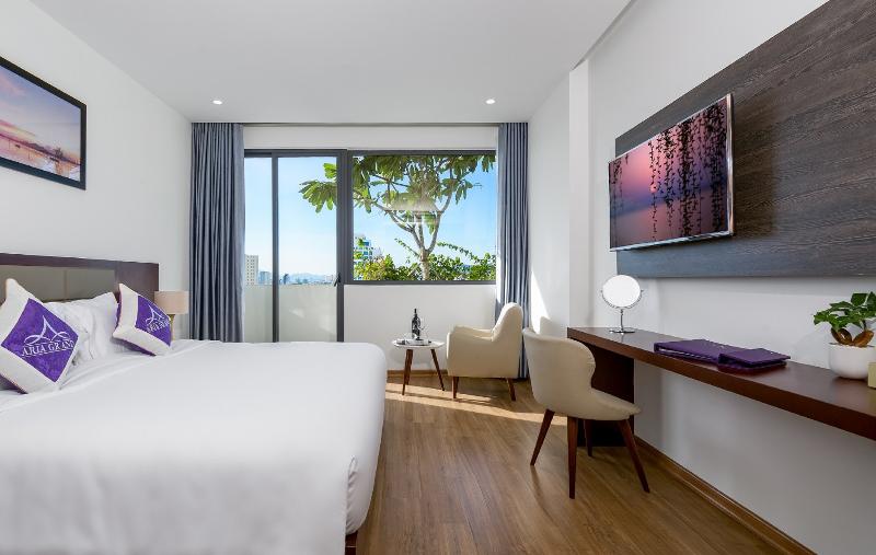 Aria Grand Hotel & Spa image