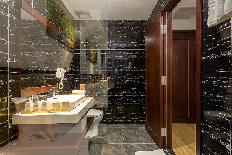 Aria Grand Hotel & Spa image