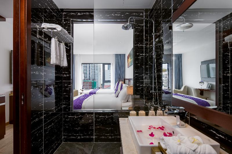 Aria Grand Hotel & Spa image