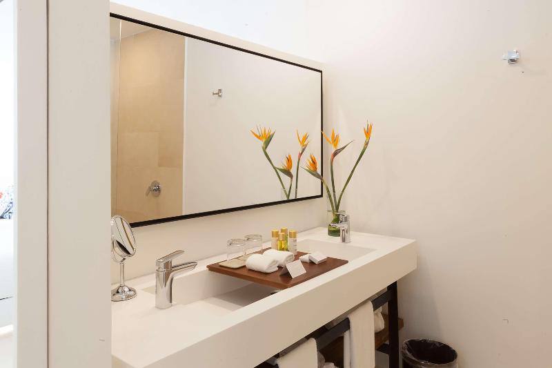 Nacar Hotel Cartagena, Curio Collection By Hilton image