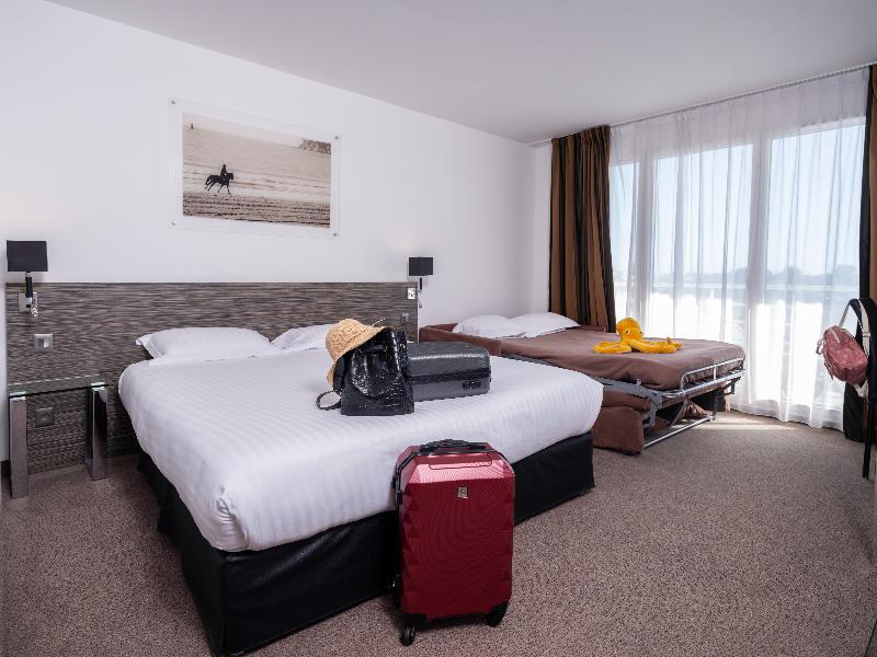 Golden Tulip La Baule image