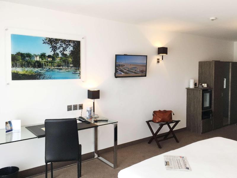 Golden Tulip La Baule image