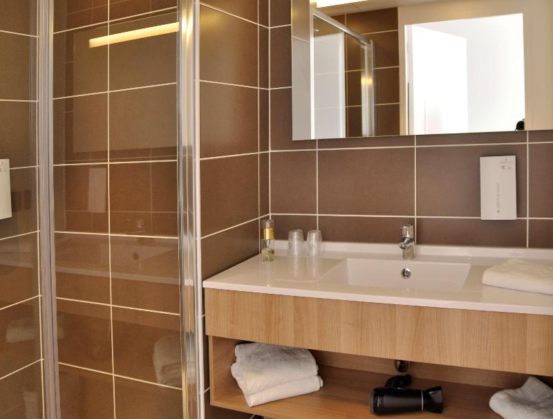Golden Tulip La Baule image