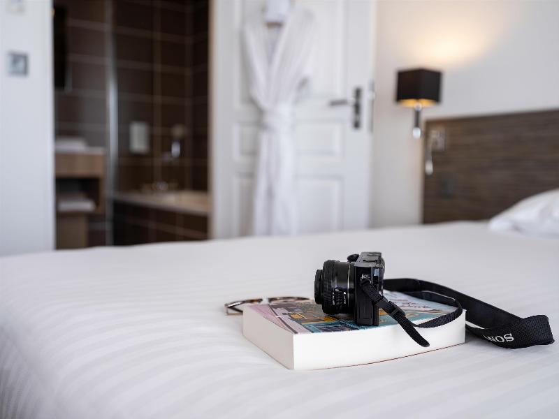 Golden Tulip La Baule image