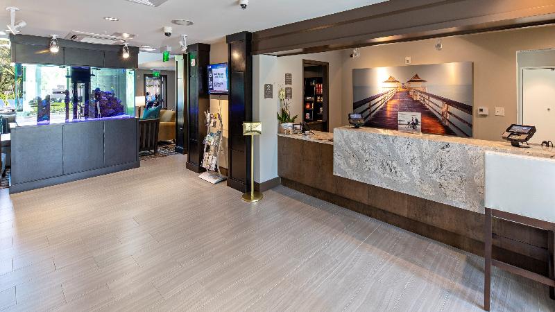 Staybridge Suites Naples - Marco Island