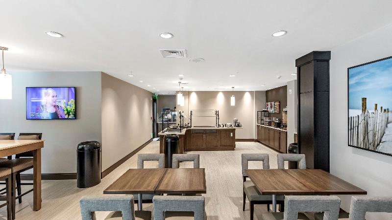 Staybridge Suites Naples - Marco Island