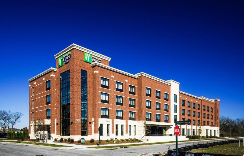 Holiday Inn Express & Suites, Franklin Berry Farms