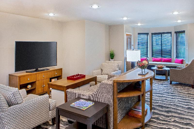 Staybridge Suites Charlottesville Airport image