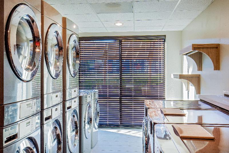 Staybridge Suites Charlottesville Airport image