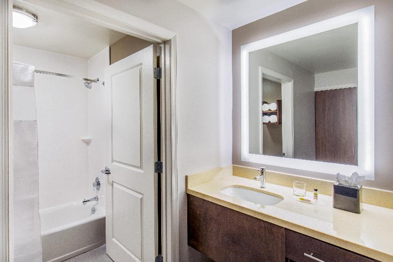 Staybridge Suites Charlottesville Airport image