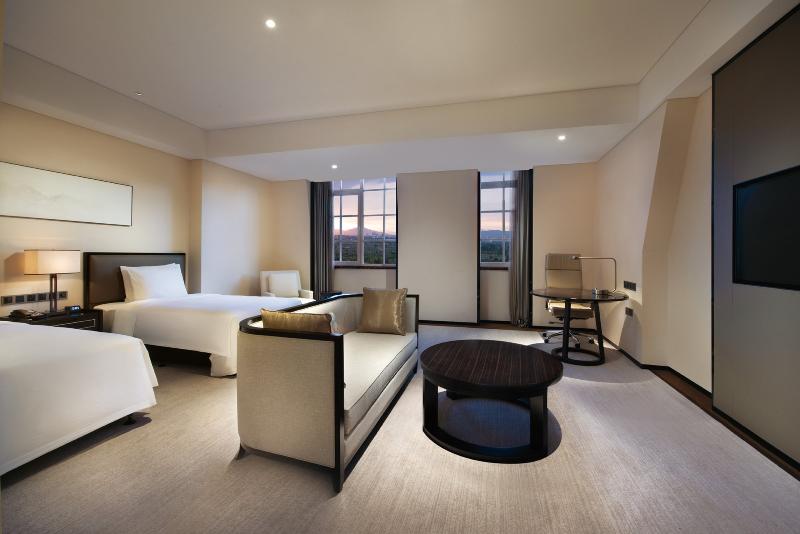 Crowne Plaza Huailai