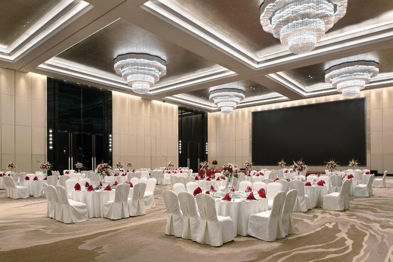 Crowne Plaza Huailai image