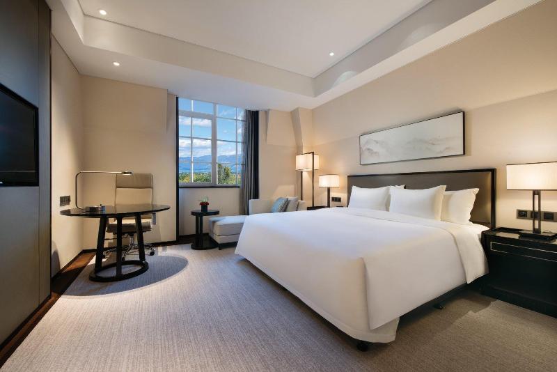 Crowne Plaza Huailai image