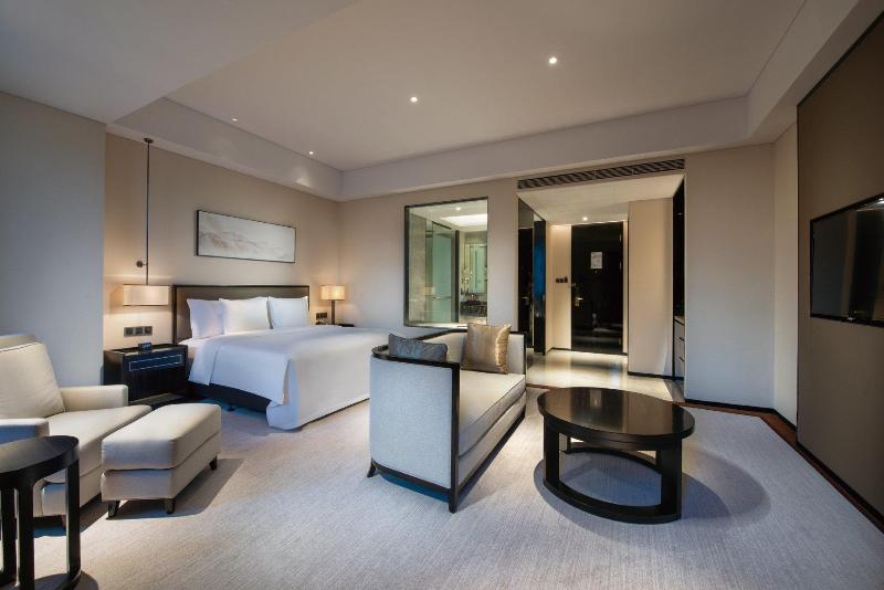 Crowne Plaza Huailai image