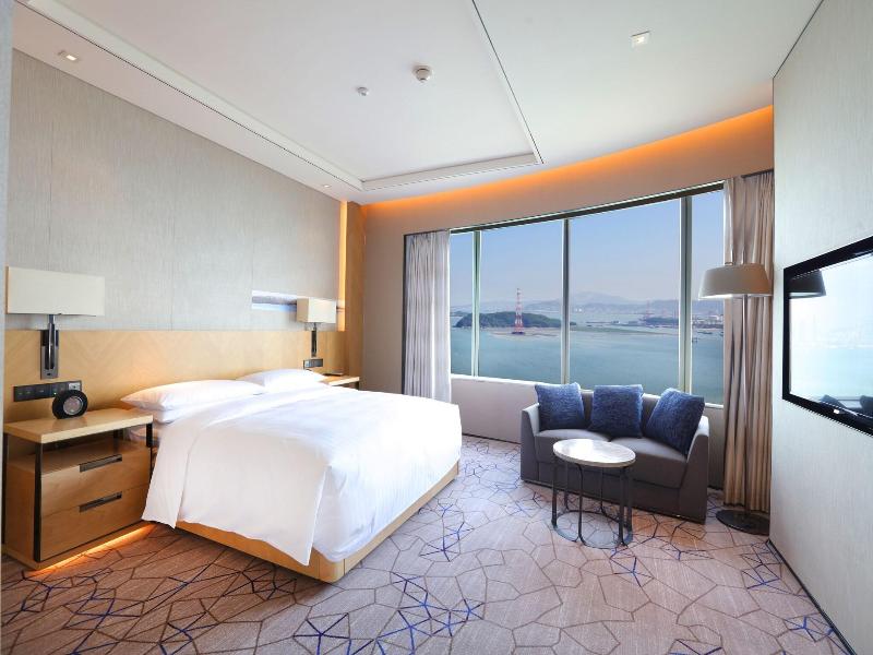 SUITE EXECUTIVE KING BED — photo 6