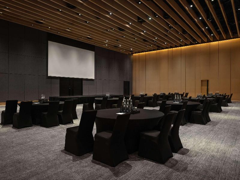 Banyan Tree Dubai image
