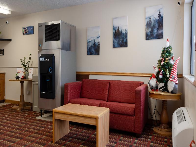 Magnuson Hotel Ironwood image