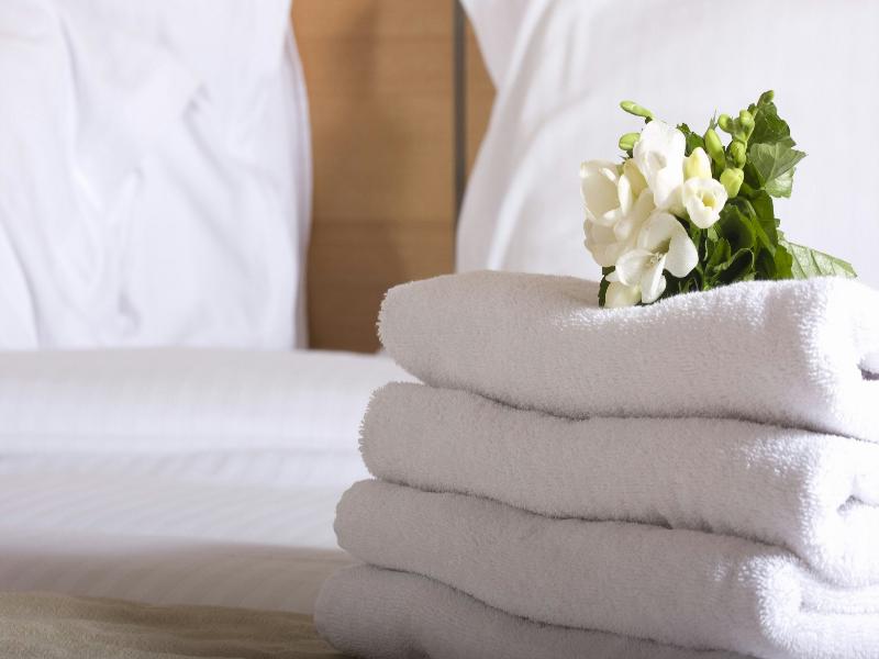 Magnuson Hotel Ironwood image