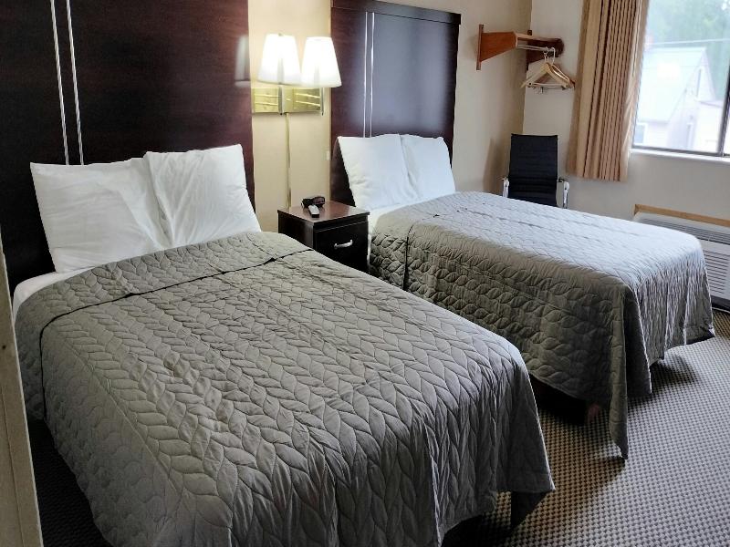 Magnuson Hotel Ironwood image
