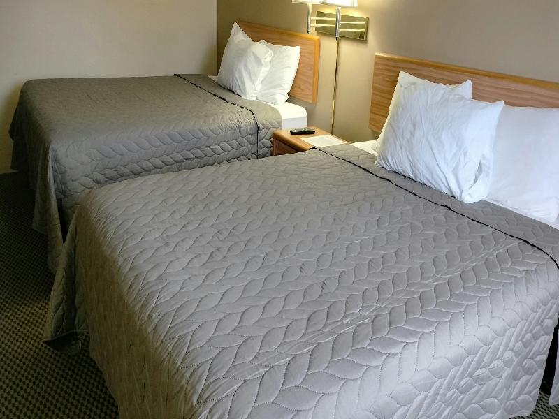 Magnuson Hotel Ironwood image
