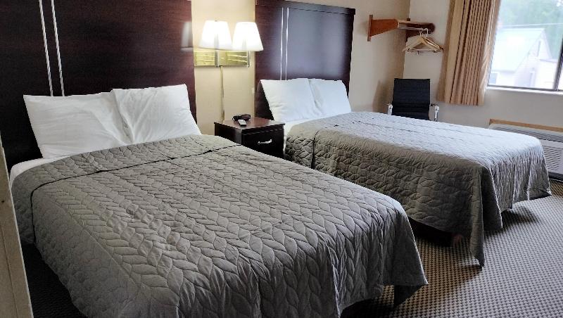 Magnuson Hotel Ironwood image