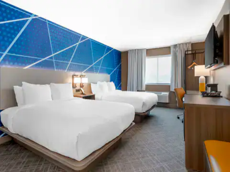 Room TWO QUEEN BEDS NON SMOKING