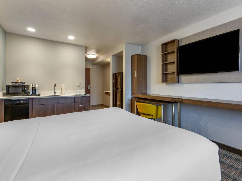 Mainstay Suites Couer D'Alene image