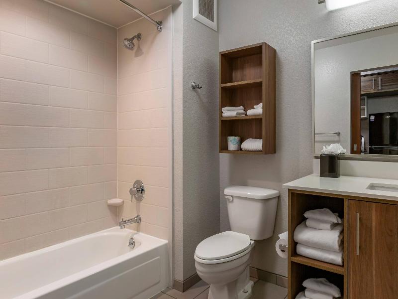Mainstay Suites Couer D'Alene image