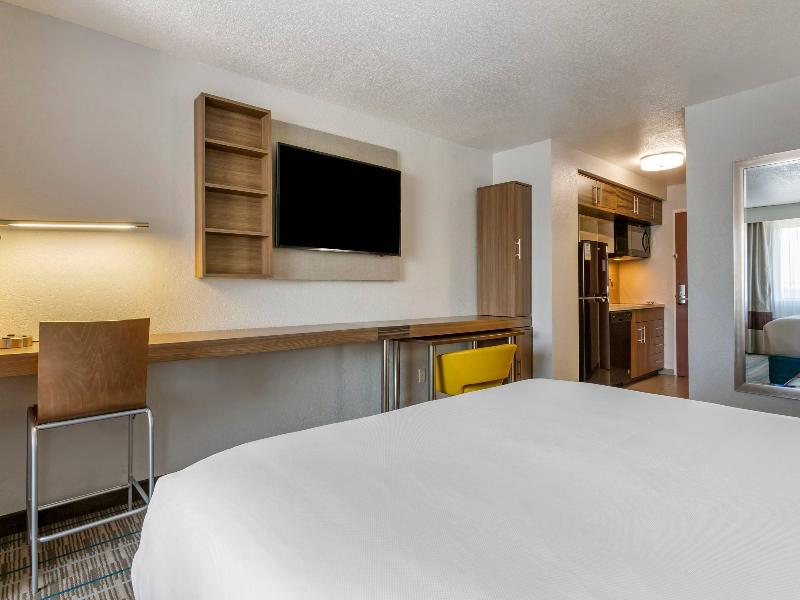 Mainstay Suites Couer D'Alene image