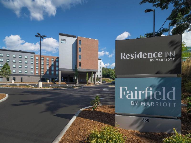 Fairfield Inn & Suites Boston Waltham image