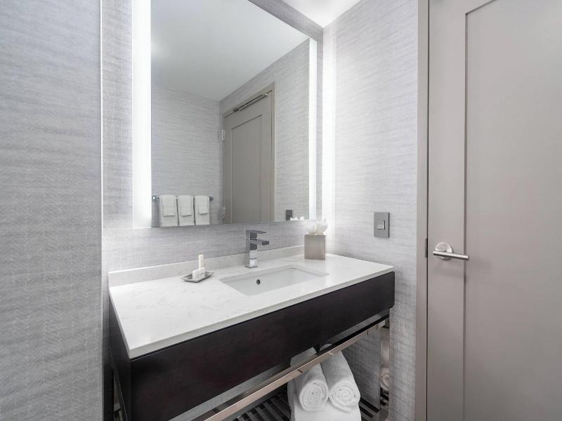 Fairfield Inn & Suites Boston Waltham image