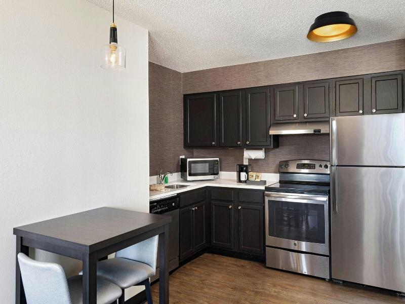 Residence Inn Evansville- East image
