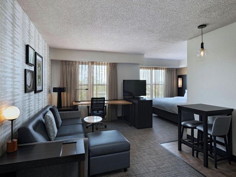 Residence Inn Evansville- East image