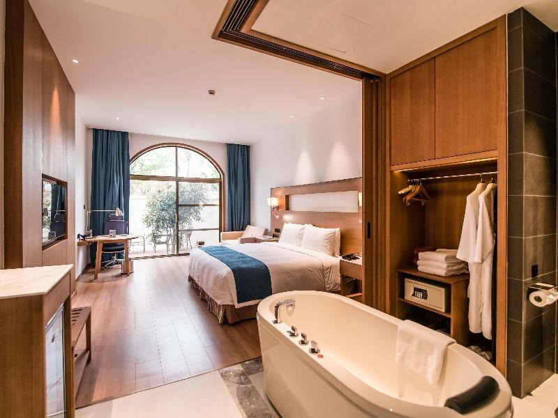 Novotel Suzhou Tai Lake Santeh image