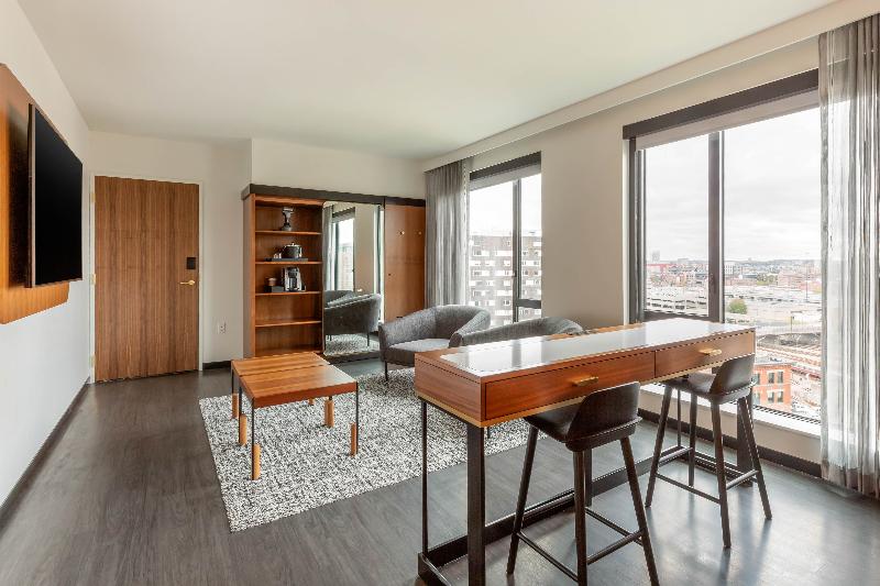 Cambria Hotel Boston Downtown-South Boston image