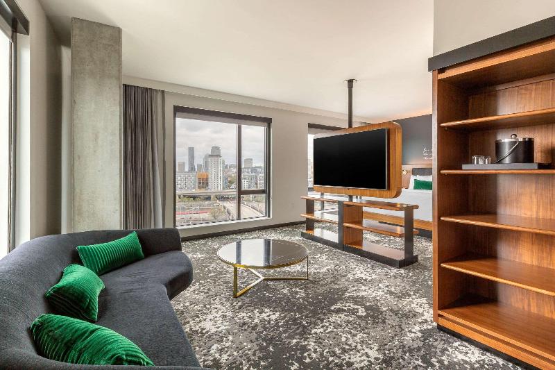 Cambria Hotel Boston Downtown-South Boston image