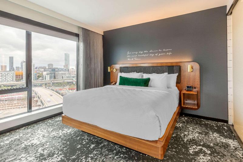 Cambria Hotel Boston Downtown-South Boston image