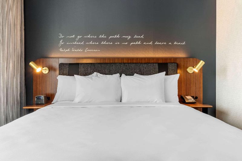 Cambria Hotel Boston Downtown-South Boston image