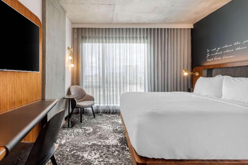 Cambria Hotel Boston Downtown-South Boston image