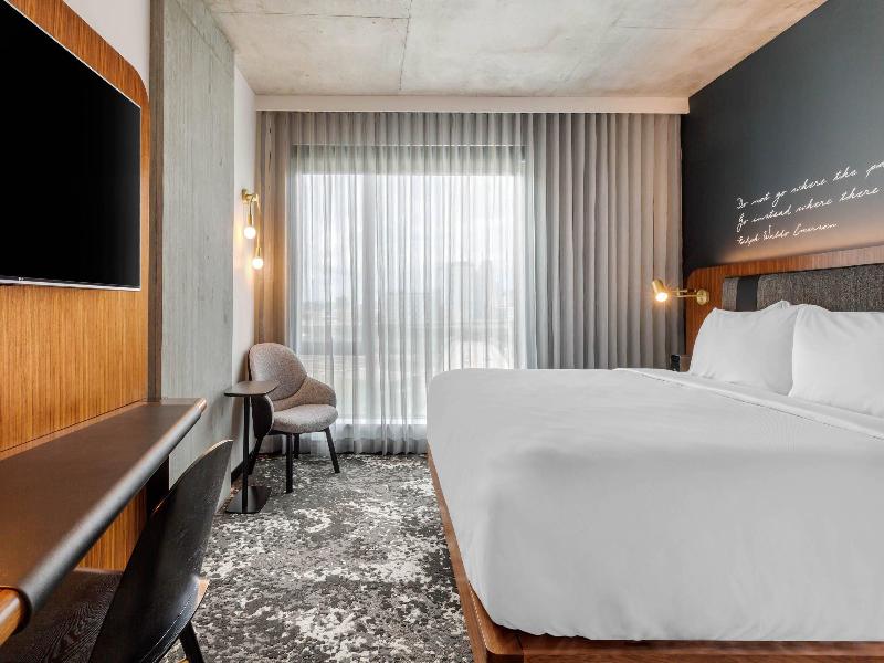 Cambria Hotel Boston Downtown-South Boston image