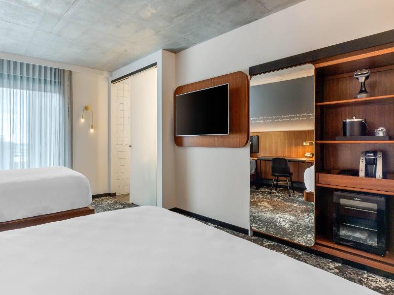 Cambria Hotel Boston Downtown-South Boston image