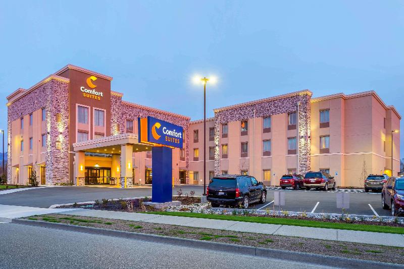 Comfort Suites Burlington near I-5 image