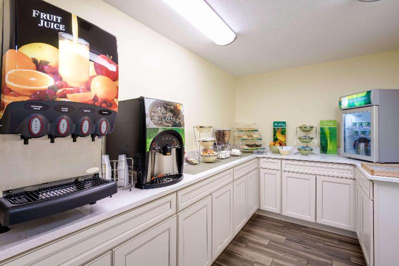 Quality Inn Starkville image
