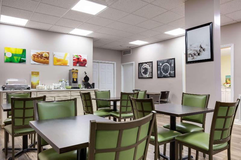 Quality Inn Starkville image