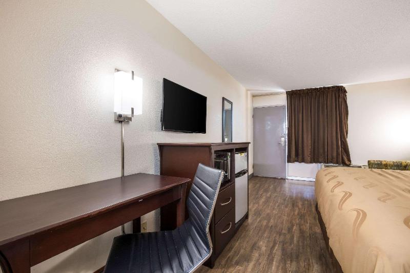 Quality Inn Starkville image