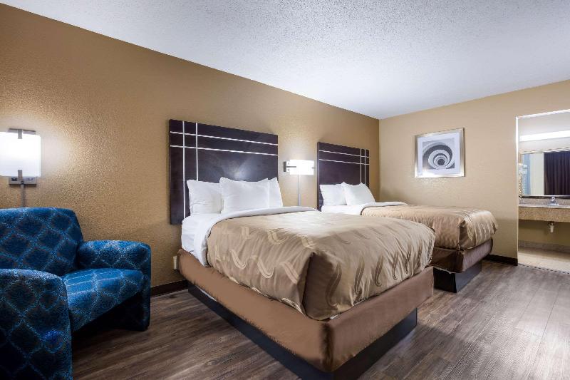 Quality Inn Starkville image