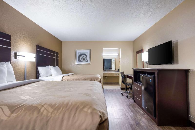 Quality Inn Starkville image