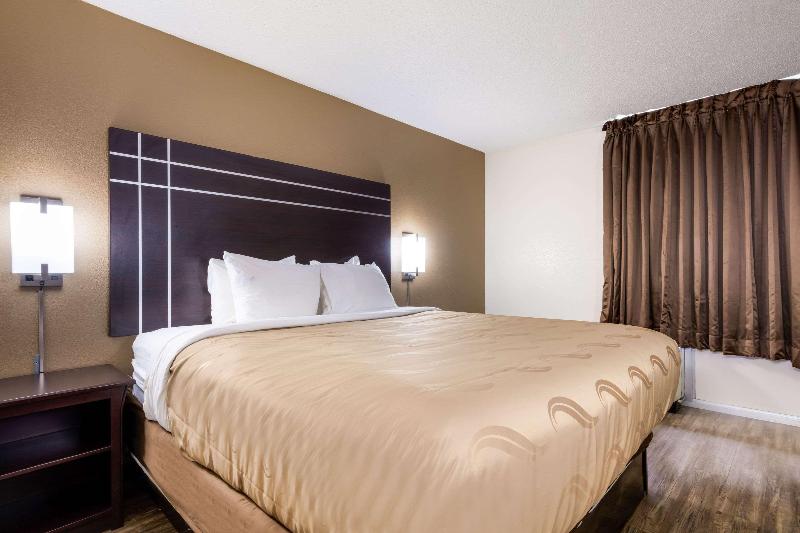 Quality Inn Starkville image