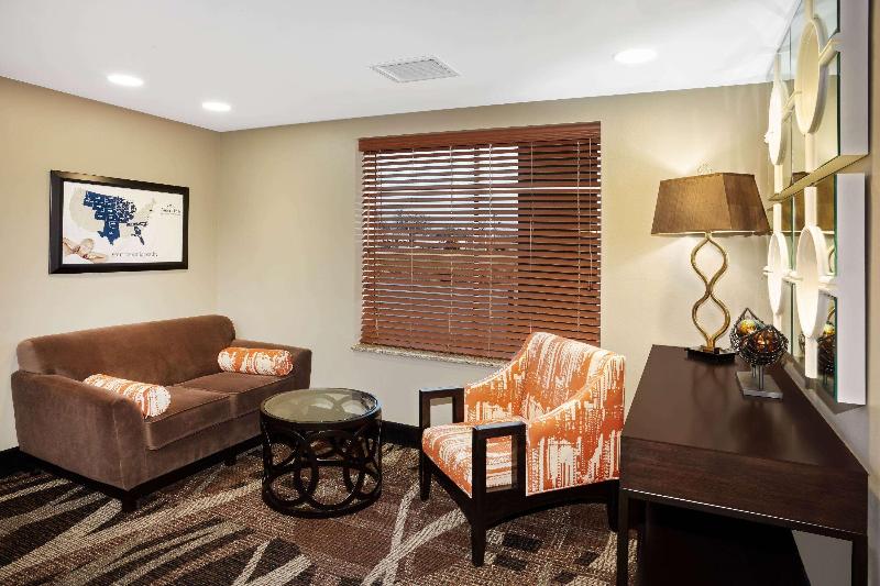 Americinn By Wyndham Waupun image